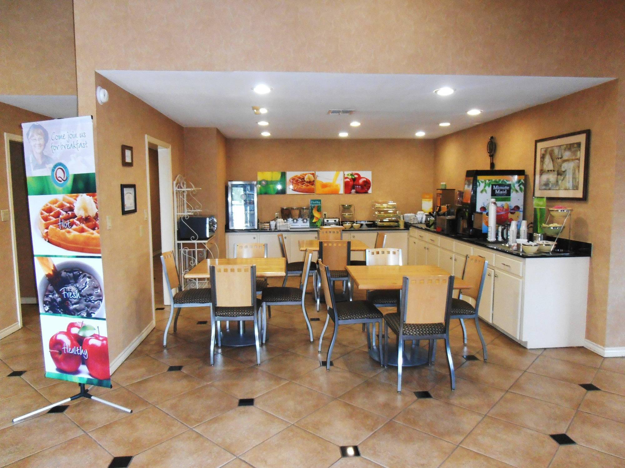 Quality Inn Carthage Exterior photo