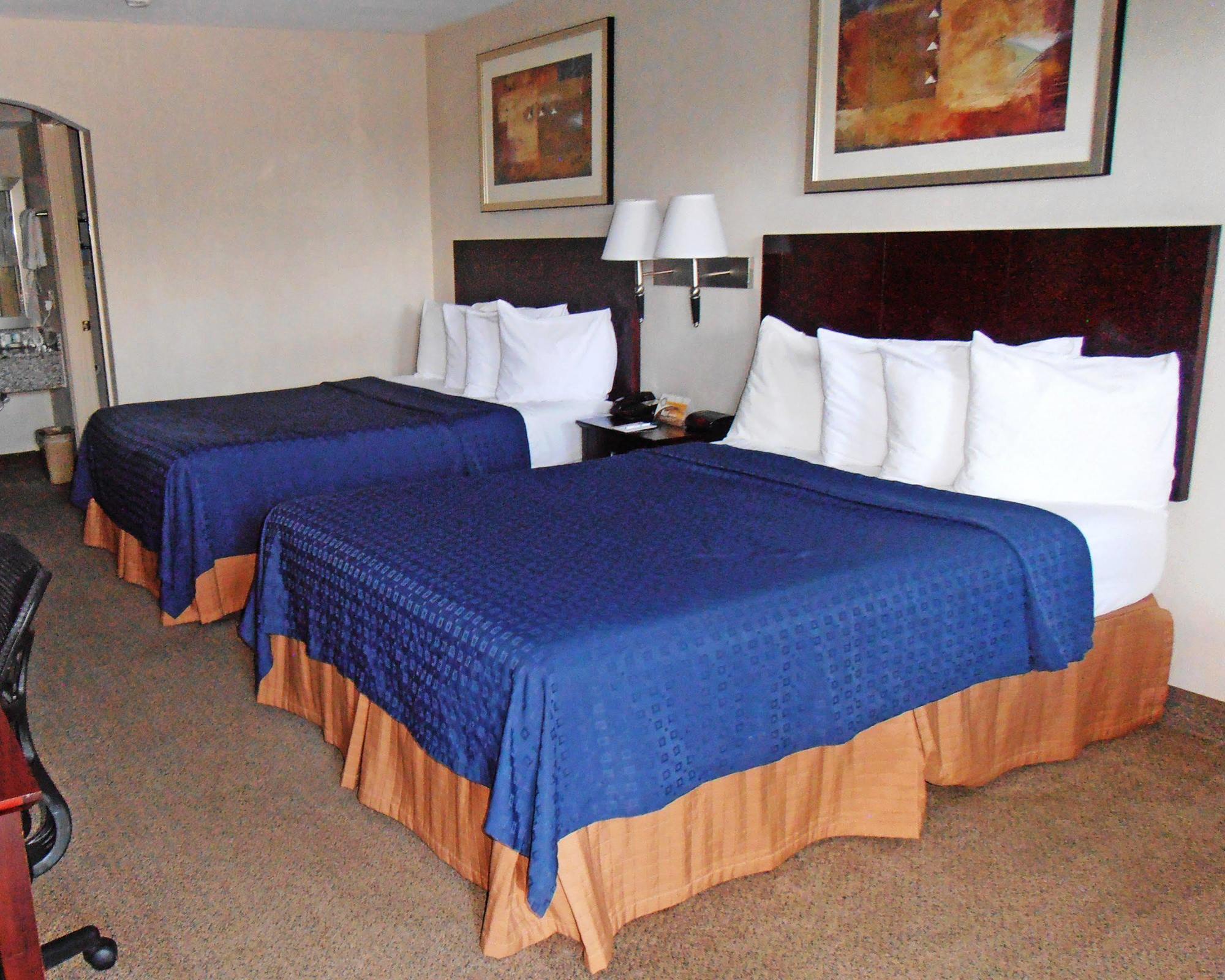 Quality Inn Carthage Exterior photo